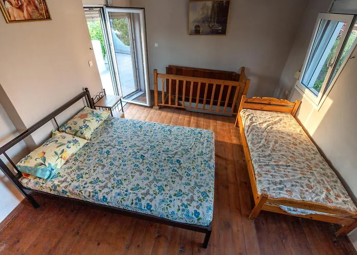 Private House, Peaceful Stylish Retreat Near Beach, Up To 5 Guests Дом отдыха Ялиссос